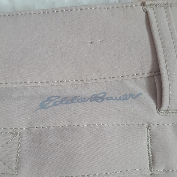 Eddie Bauer Shorts - Picture 7 of 15